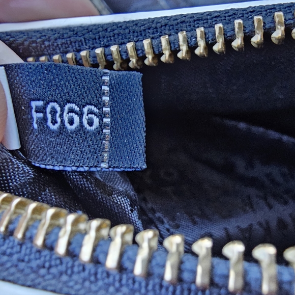 Kate Spade Extra Spicy Millie Crossbody - Picture 5 of 8